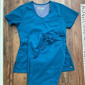 Grey’s Anatomy by Barco Scrub set- size small